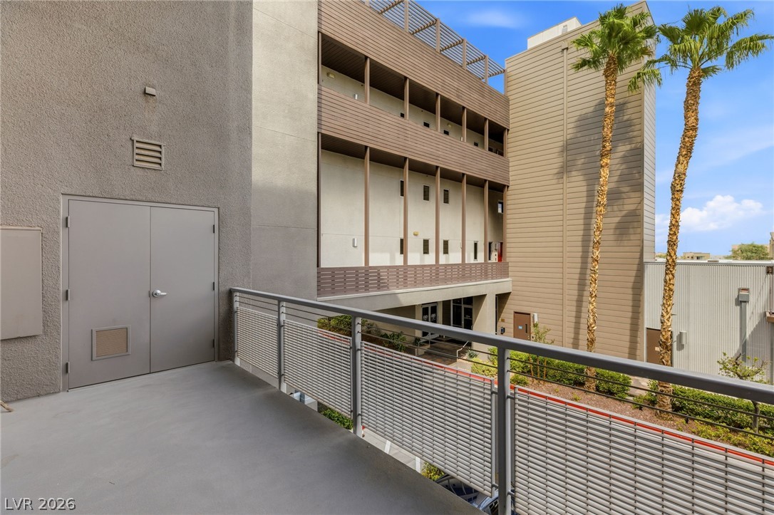 Photo 6 of 43, 11441 Allerton Park Drive #208