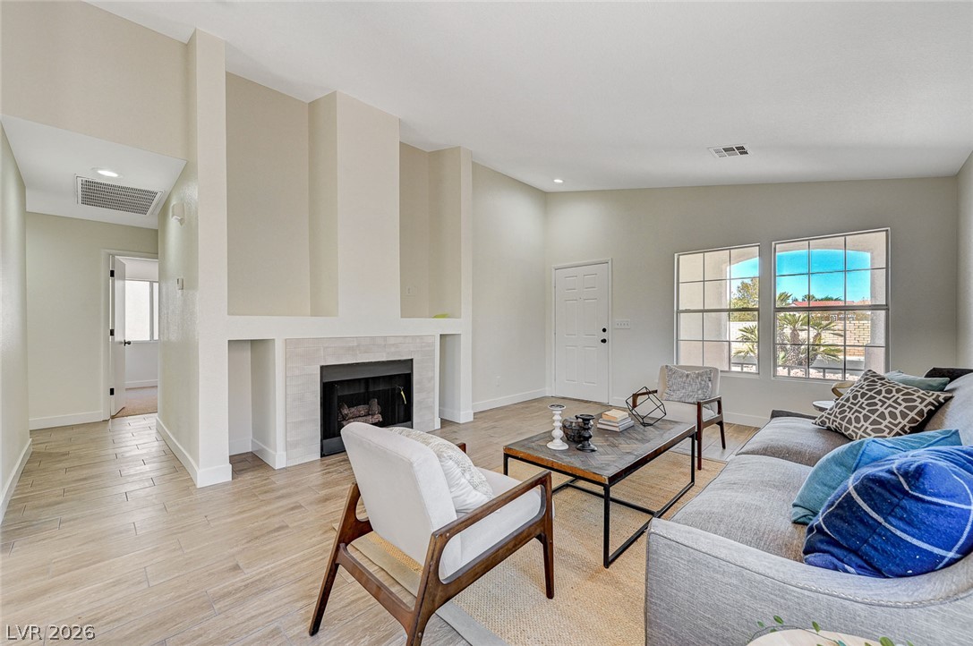 749 Hitchen Post Drive, Henderson 89011