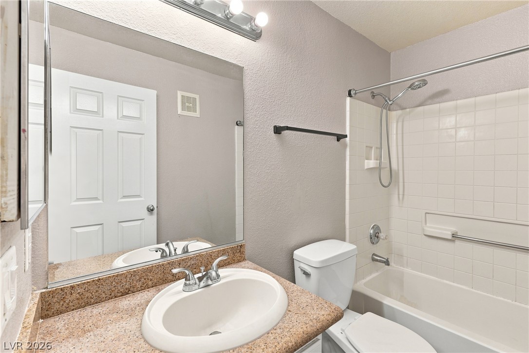 Photo 16 of 20, 3318 N Decatur Boulevard #2096