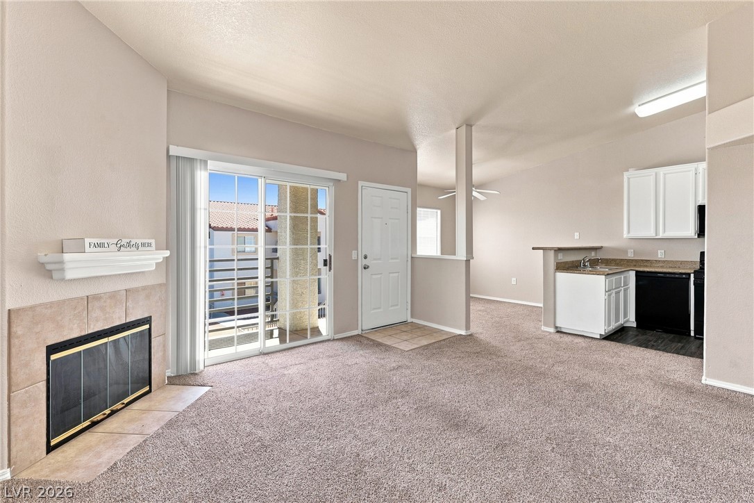 Photo 3 of 3318 N Decatur Boulevard #2096