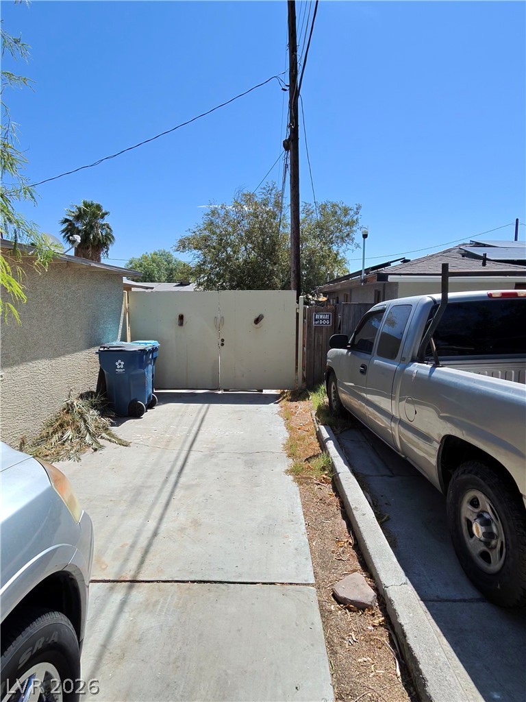 Photo 2 of 1217 S 10th Street