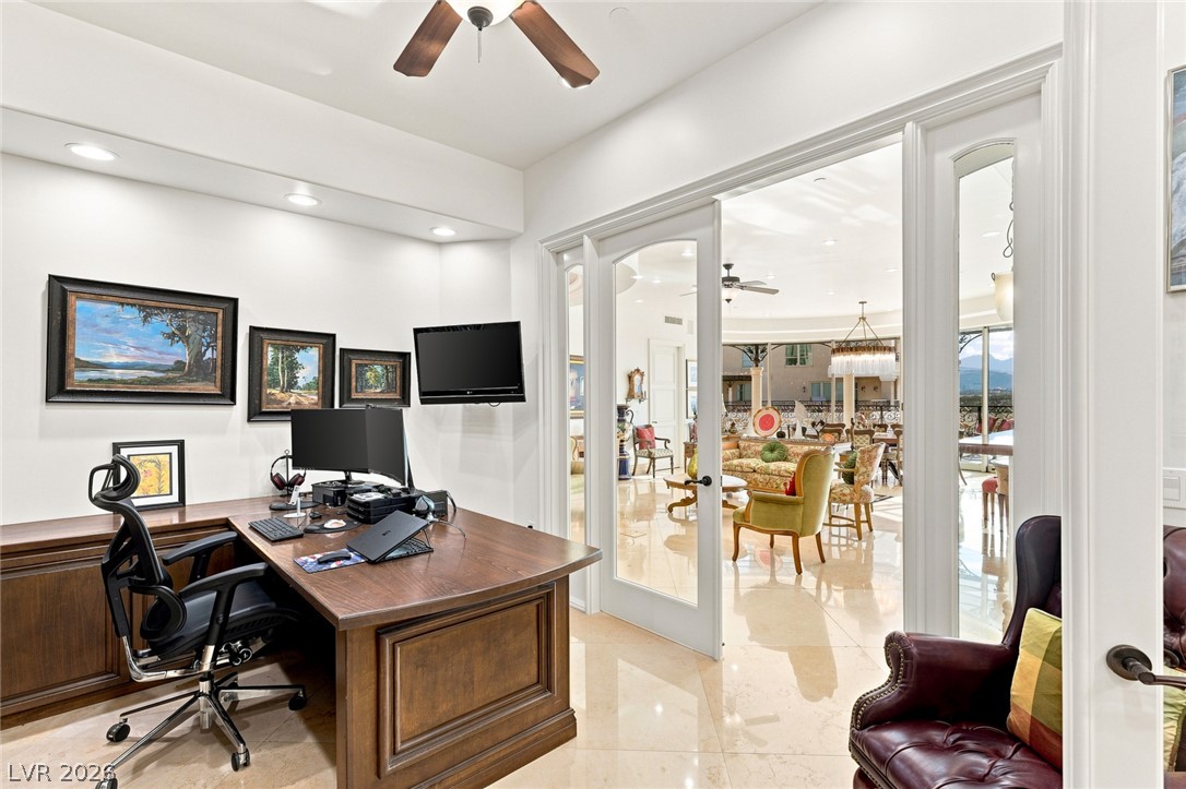 Photo 17 of 74, 9101 Alta Drive #1701