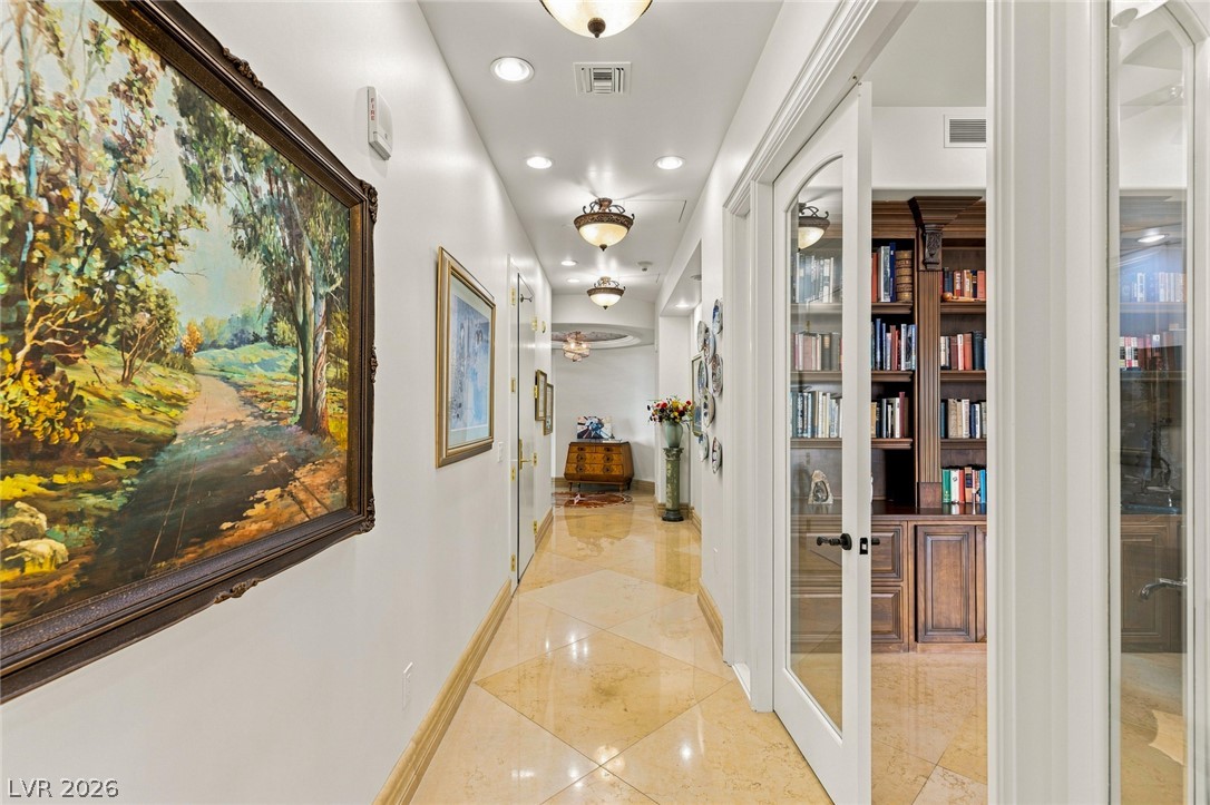 Photo 30 of 74, 9101 Alta Drive #1701