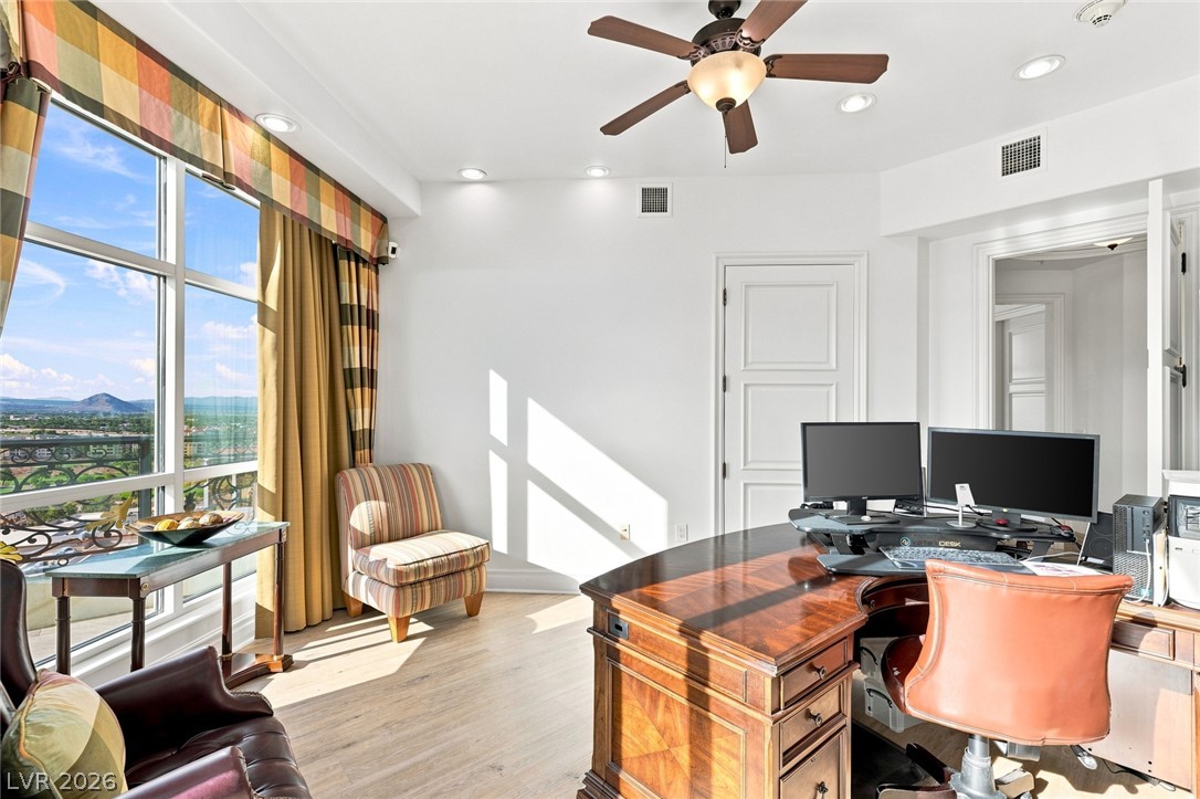 Photo 42 of 74, 9101 Alta Drive #1701