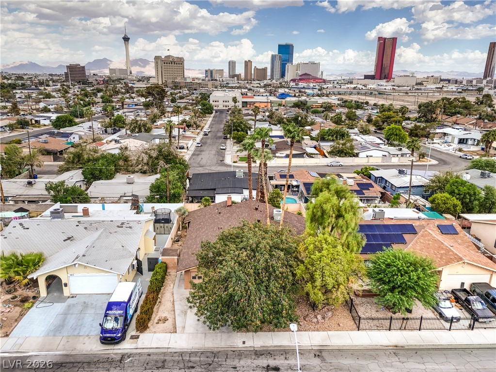2617 YARDLEY Street, Las Vegas 89102