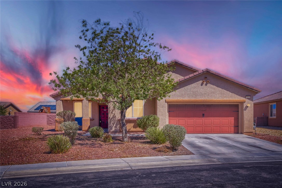 Photo 4 of 3920 Ropers Ranch Street