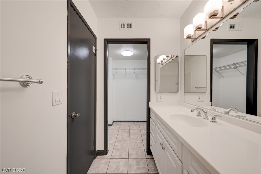 Photo 20 of 31, 1405 Vegas Valley Drive #222