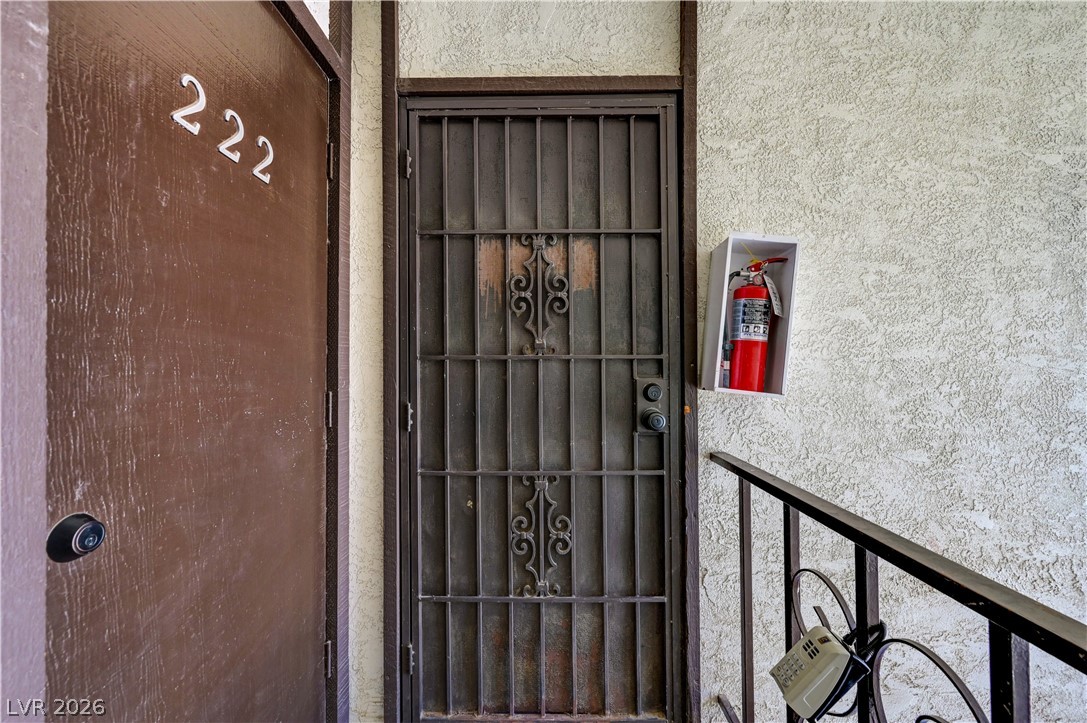 Photo 3 of 1405 Vegas Valley Drive #222
