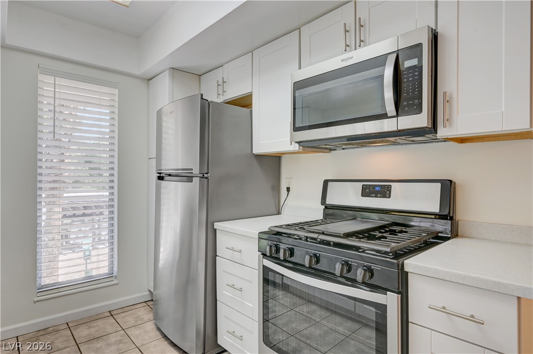 Photo 8 of 31, 1405 Vegas Valley Drive #222