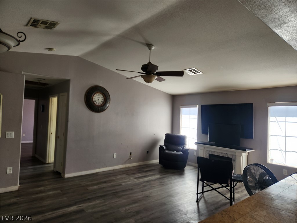 Photo 4 of 7250 Diamond Canyon Lane #202