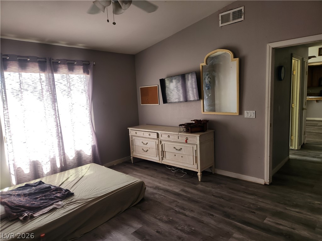 Photo 16 of 21, 7250 Diamond Canyon Lane #202