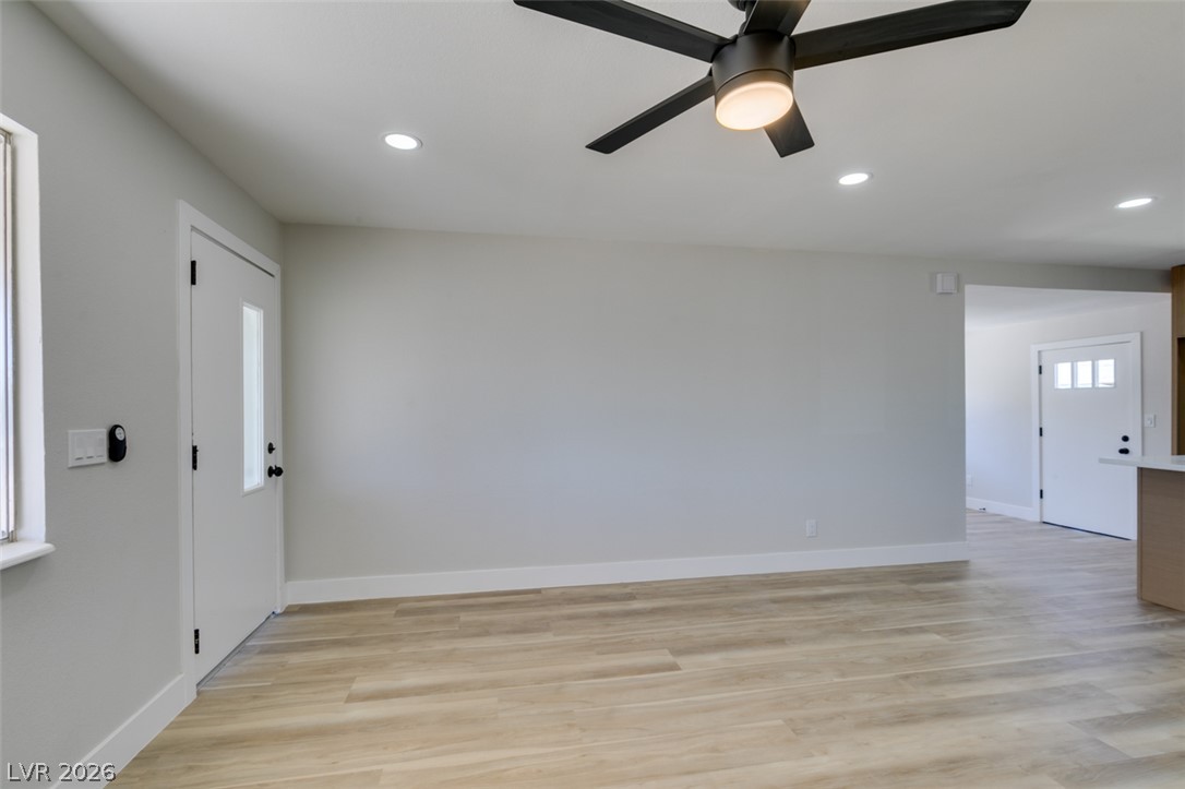 Photo 15 of 42, 5920 Forrest Hills Lane