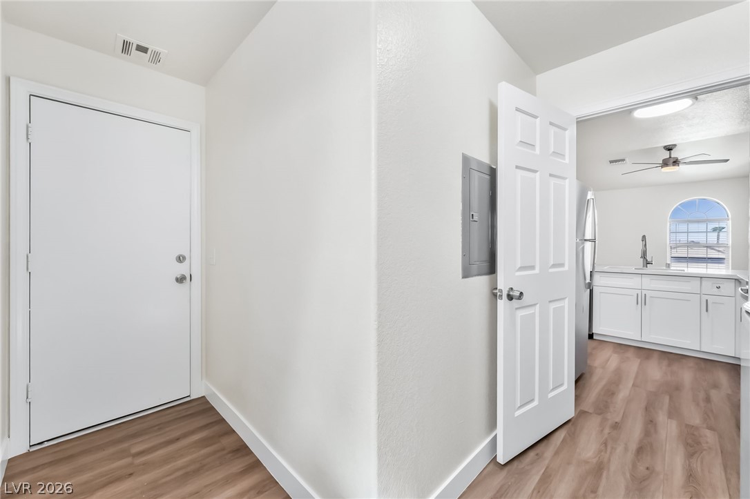 Photo 4 of 1800 Edmond Street #228