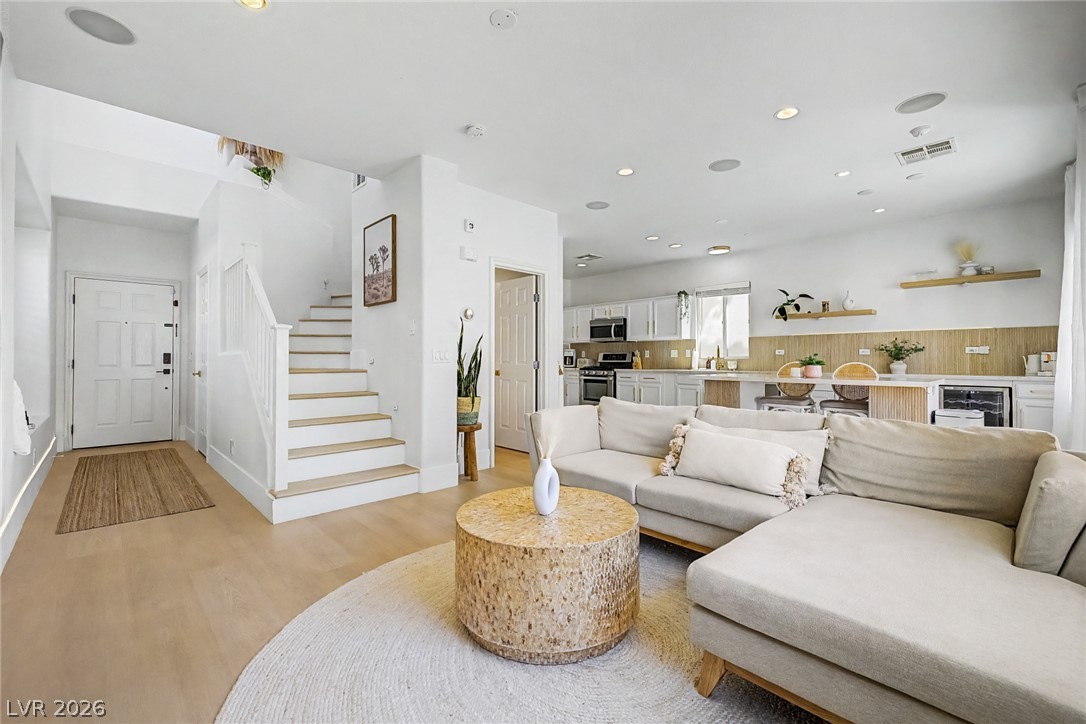 10147 Dragons Meadow Court, Las Vegas