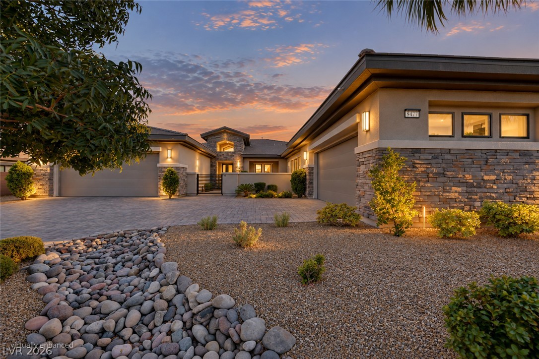 8477 Wolf Mountain Court, Las Vegas 89129