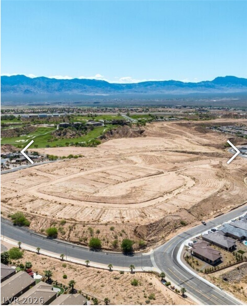 1327 E Collin Falls Drive, Mesquite