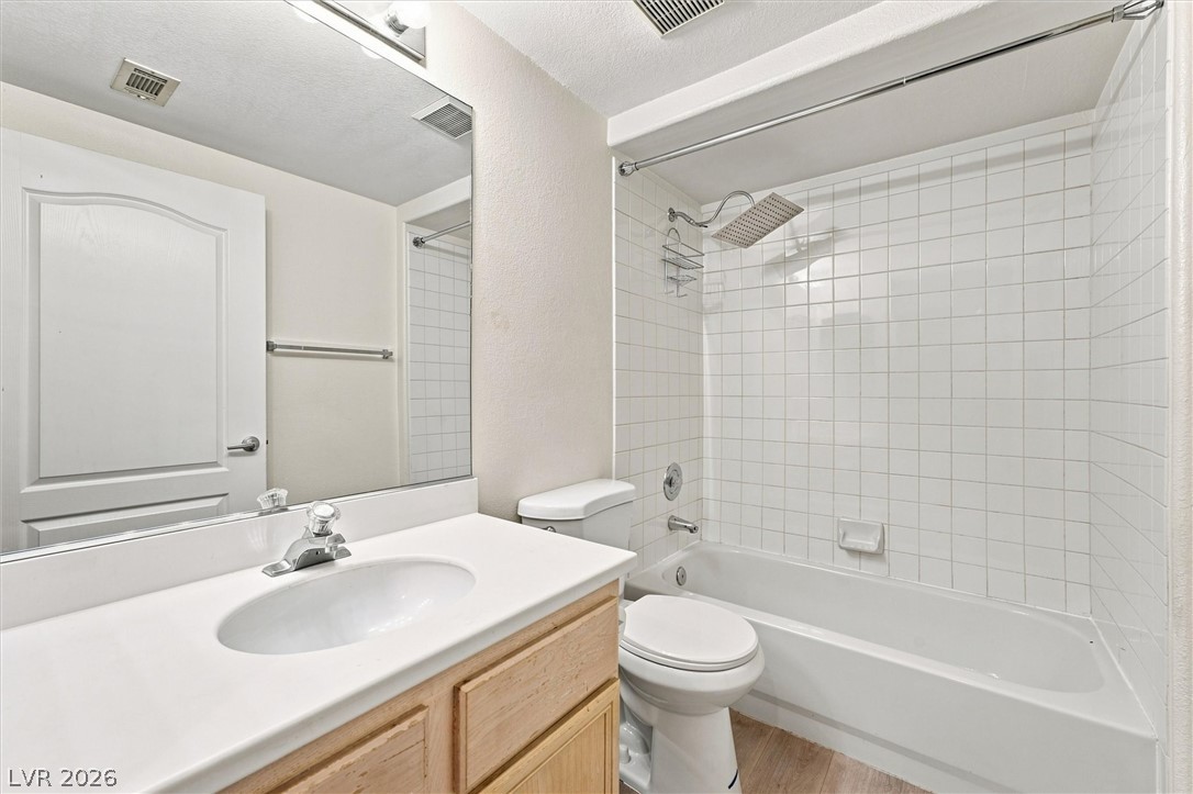 Photo 22 of 28, 6913 Cobre Azul Avenue #201