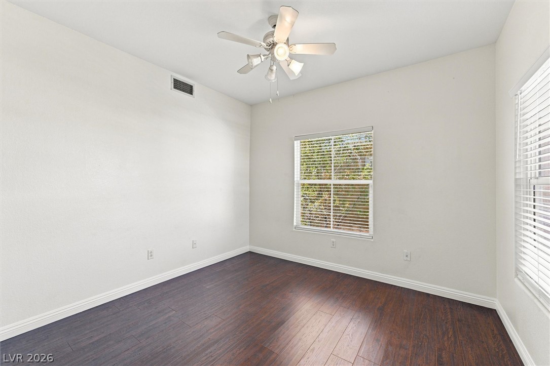 Photo 23 of 28, 6913 Cobre Azul Avenue #201