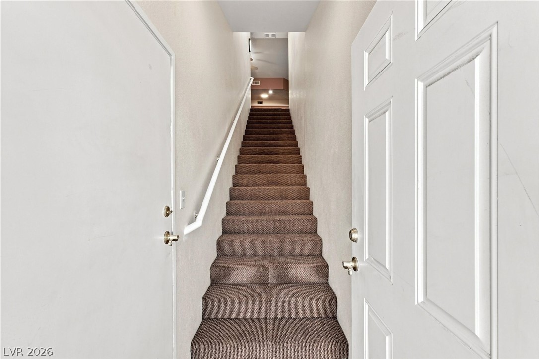 Photo 4 of 6913 Cobre Azul Avenue #201