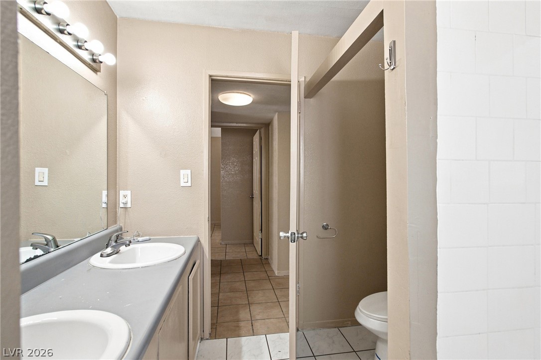 Photo 16 of 28, 212 Orland Street #29
