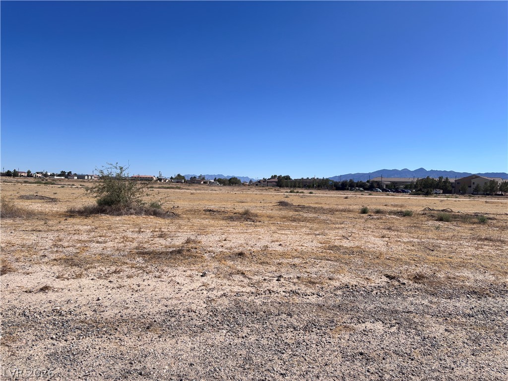 941 E Enchanted Mesa Street, Pahrump 89048