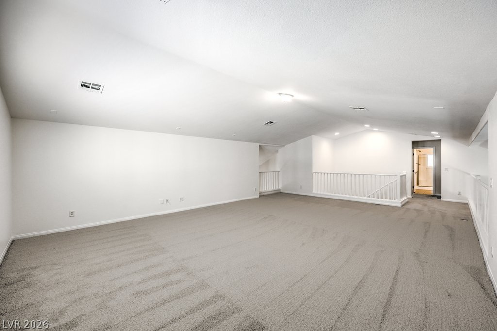 Photo 5 of 8229 San Mateo Street
