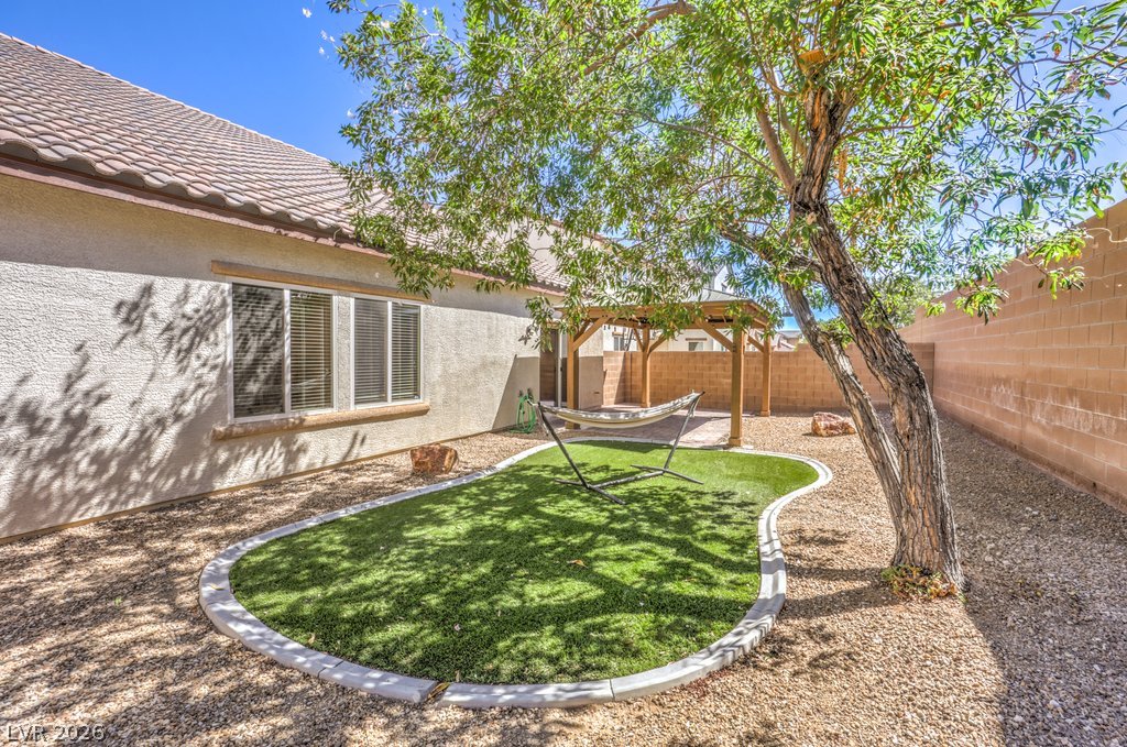 Photo 6 of 41, 8229 San Mateo Street