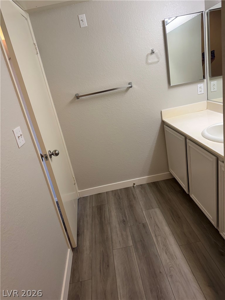 Photo 13 of 18, 1908 N Tierra Vista Drive #211
