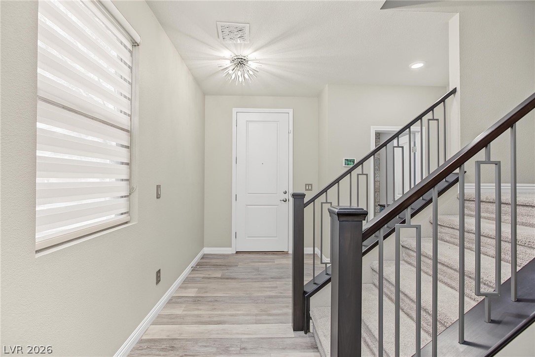 Photo 8 of 60, 932 Glenhaven Place