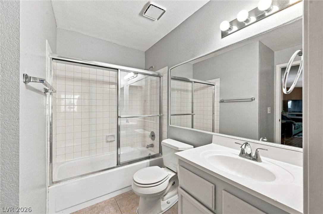Photo 20 of 29, 2200 Highpointe Drive #202