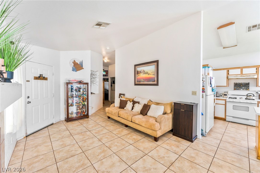 Photo 5 of 1520 Bonnie Castle Way