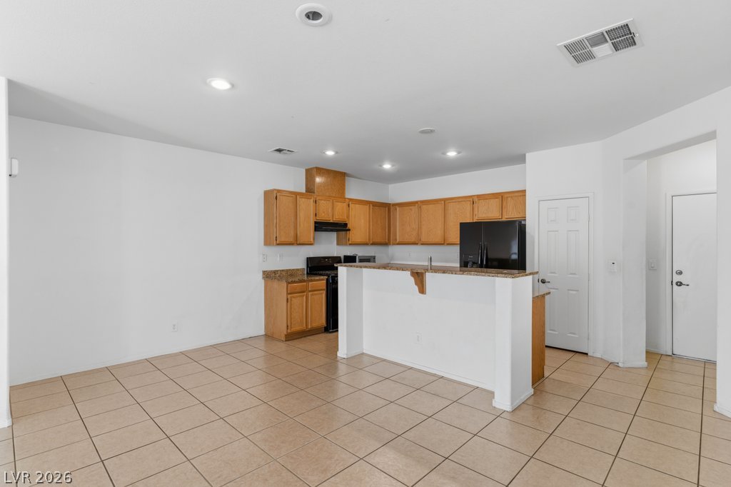 Photo 10 of 41, 6250 W Arby Avenue #162