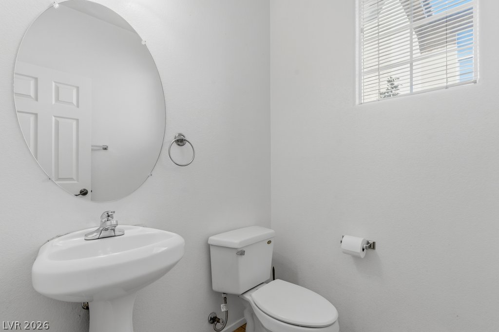 Photo 12 of 41, 6250 W Arby Avenue #162