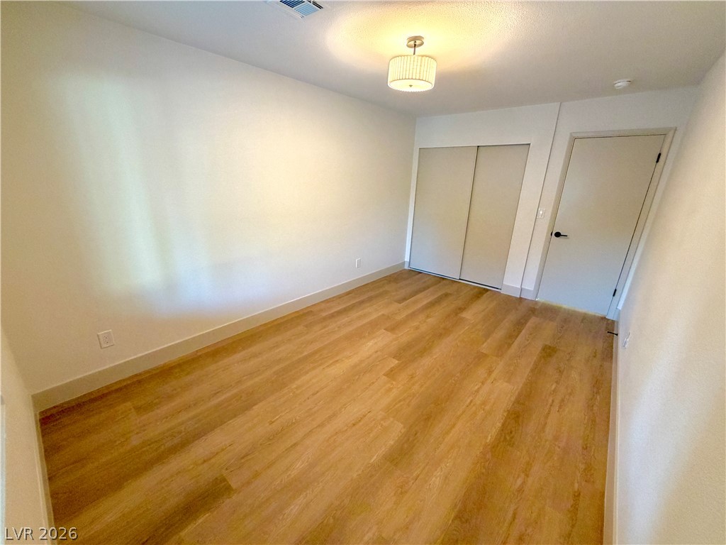 Photo 23 of 41, 2755 S Torrey Pines Drive