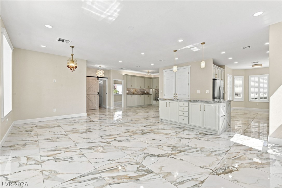 Photo 25 of 43, 4853 Denaro Drive