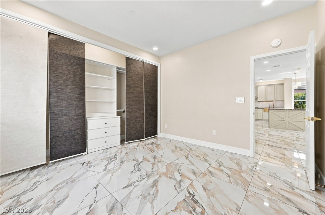 Photo 31 of 43, 4853 Denaro Drive