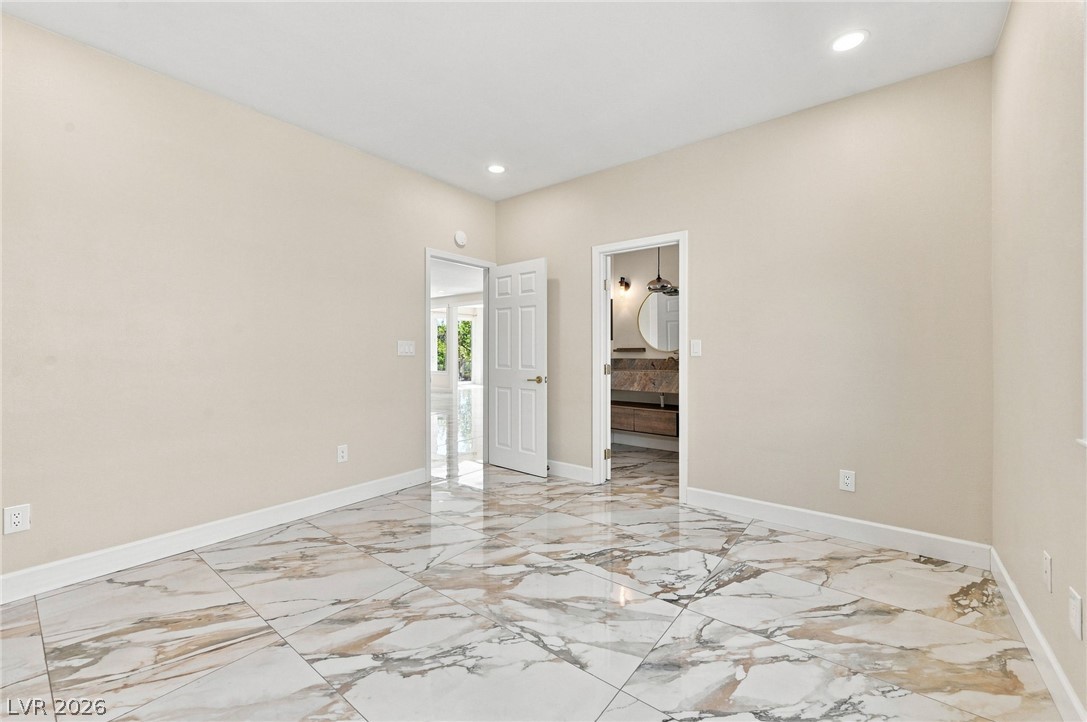 Photo 32 of 43, 4853 Denaro Drive