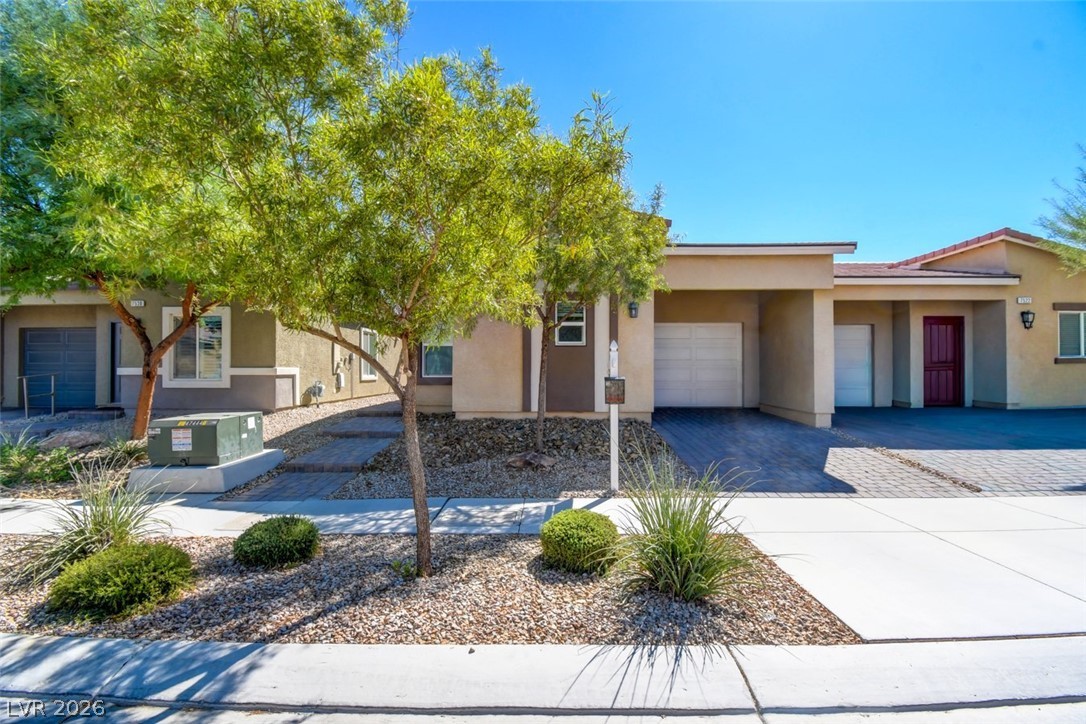 7526 Crested Moon Street, North Las Vegas 89084