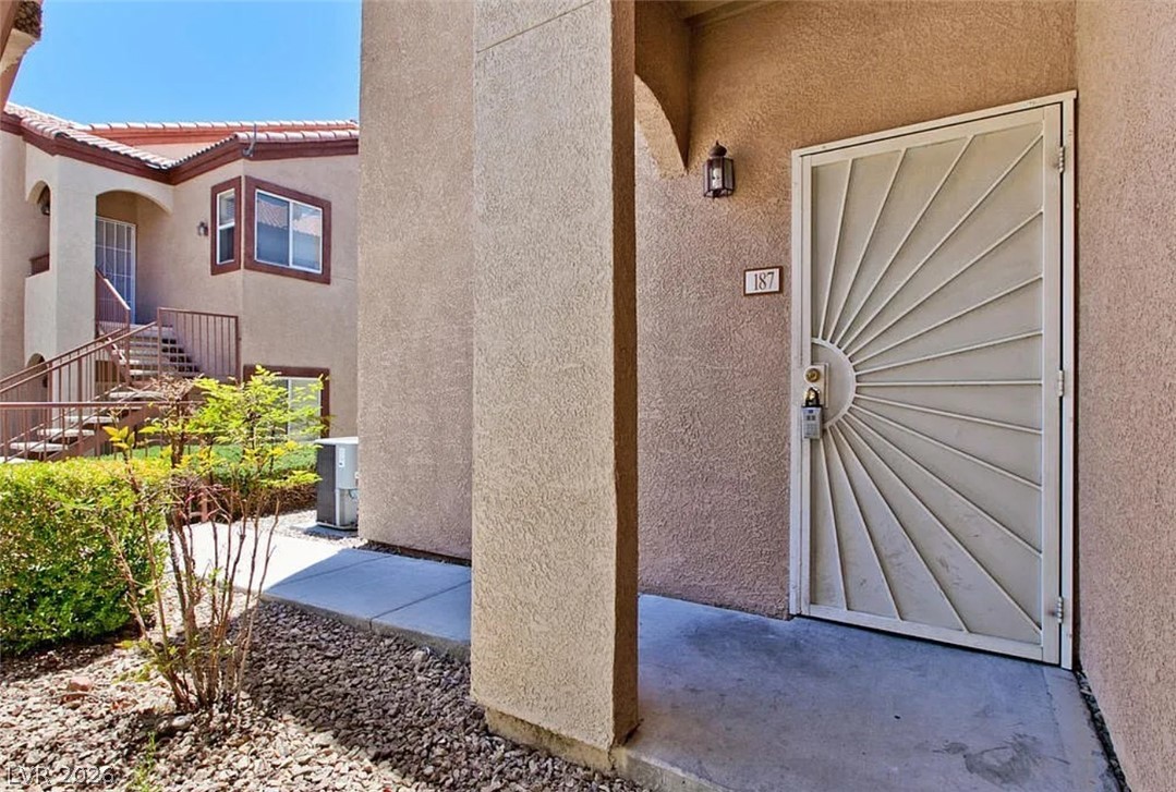 Photo 13 of 15, 9580 W Reno Avenue #187