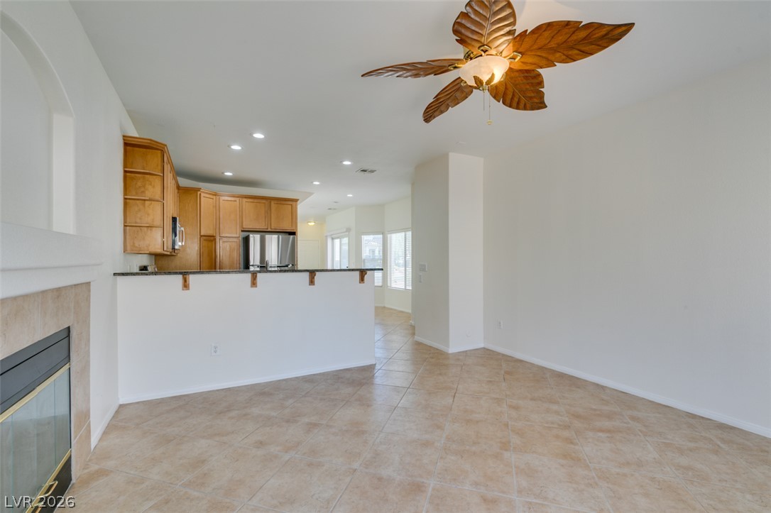 Photo 18 of 44, 10744 Binasco Street