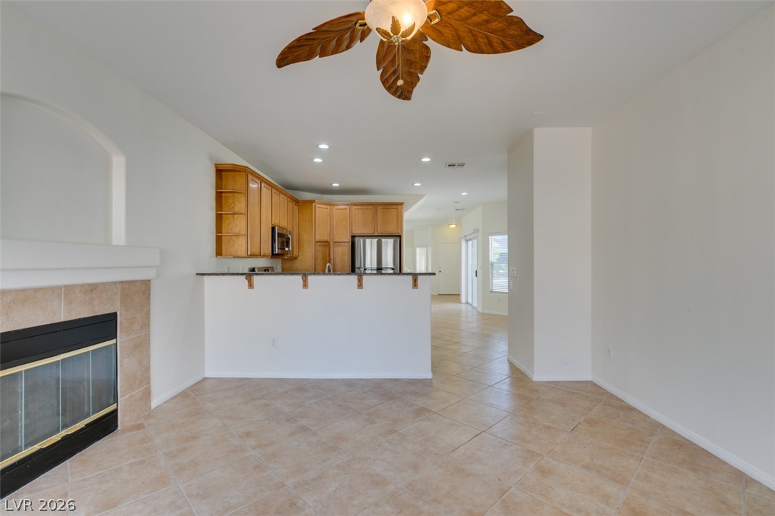 Photo 19 of 44, 10744 Binasco Street
