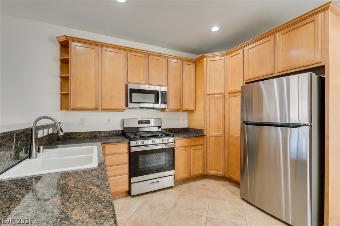Photo 24 of 44, 10744 Binasco Street
