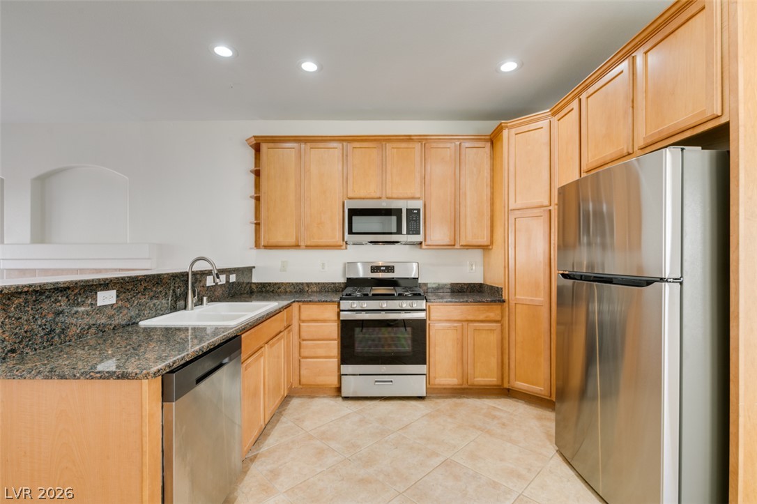 Photo 25 of 44, 10744 Binasco Street
