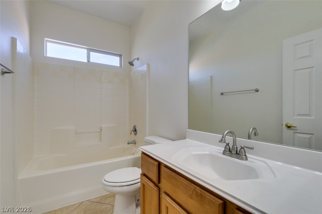 Photo 33 of 44, 10744 Binasco Street