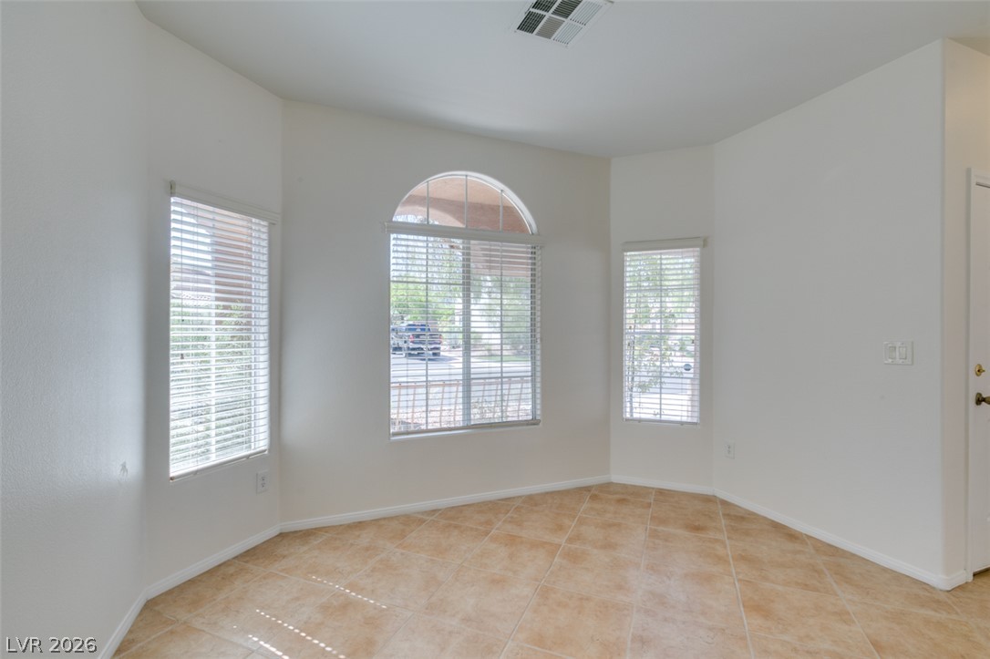 Photo 8 of 44, 10744 Binasco Street