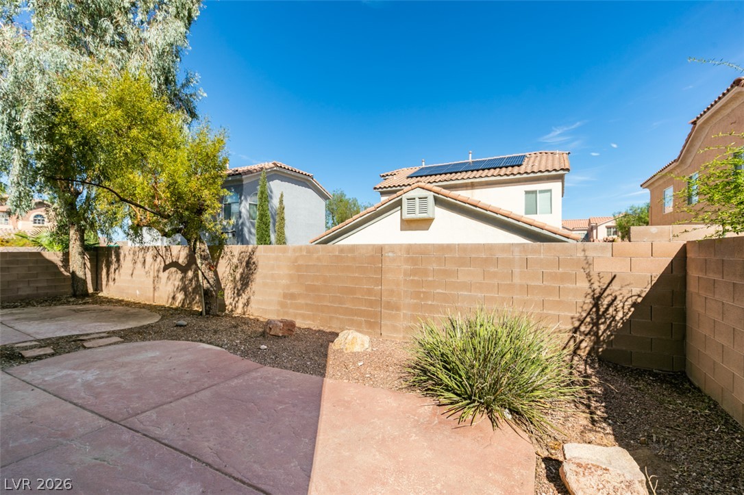 Photo 40 of 44, 10744 Binasco Street