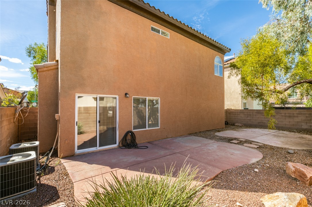 Photo 42 of 44, 10744 Binasco Street