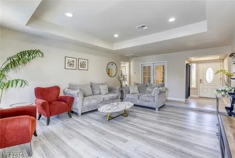 Photo 7 of 41, 4068 Spitze Drive