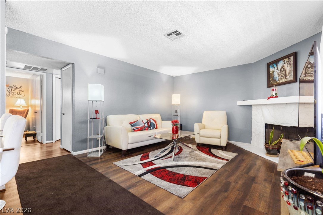 Photo 8 of 38, 7900 Esterbrook Way #101