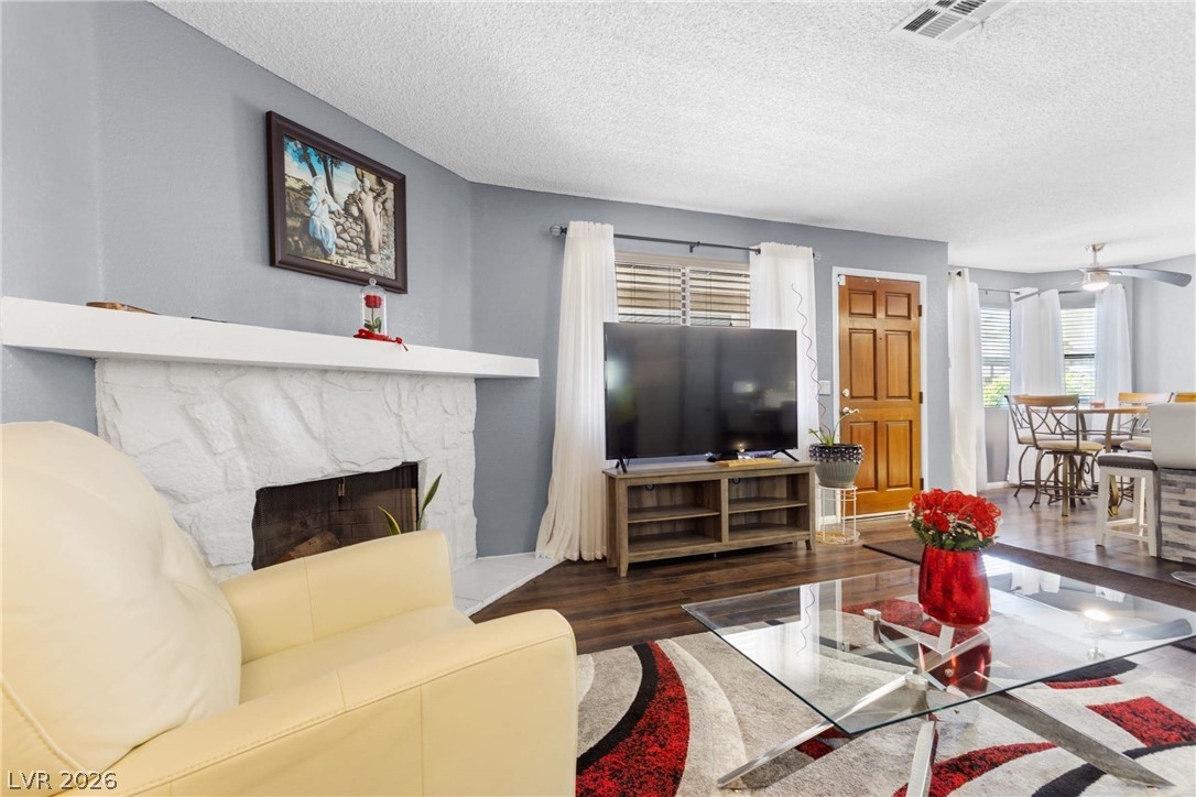 Photo 7 of 38, 7900 Esterbrook Way #101